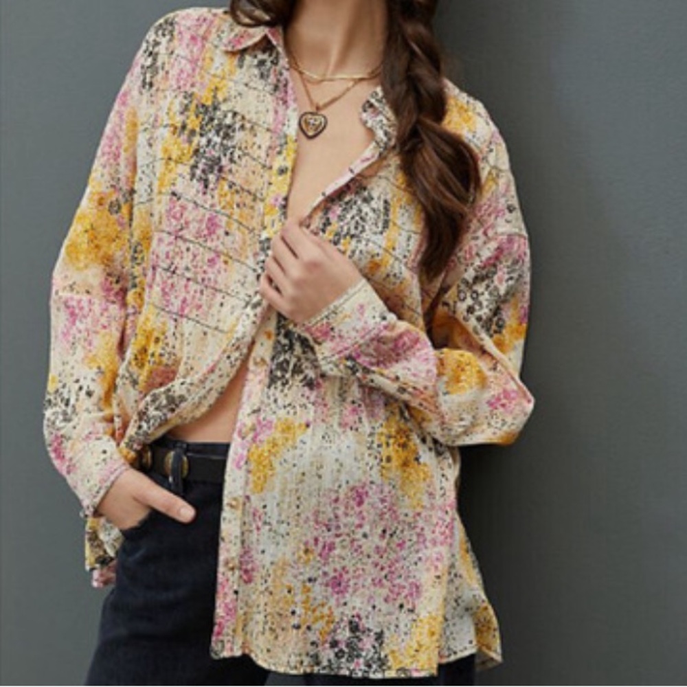 Pilcro Anthropologie Smocked Flowy Blouse Abstract Pink Oversize Relaxed Small
